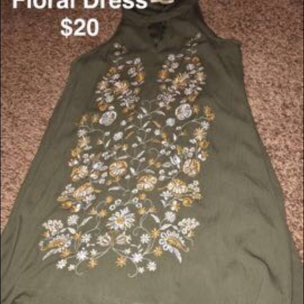 FLORAL DRESS
